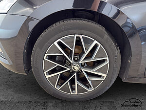SKODA Octavia Combi 1.5TSI Style LED NAV Columbus AHK 