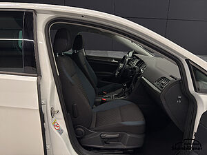 Volkswagen Golf IQ.Drive 1.0TSI NAV ACC SHZ BlindSpot 