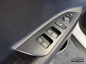 Kia Stonic Vision 1.0T-GDI NAV SHZ RearCam 
