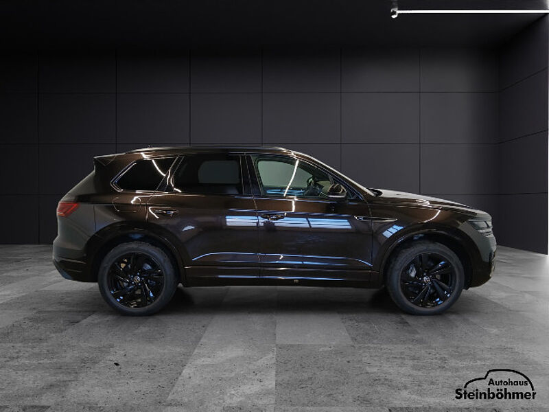 Volkswagen Touareg R-Line BlackStyle IQ. Light Innovision