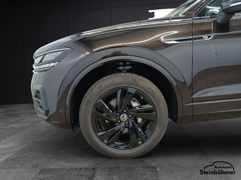Volkswagen Touareg R-Line BlackStyle IQ. Light Innovision