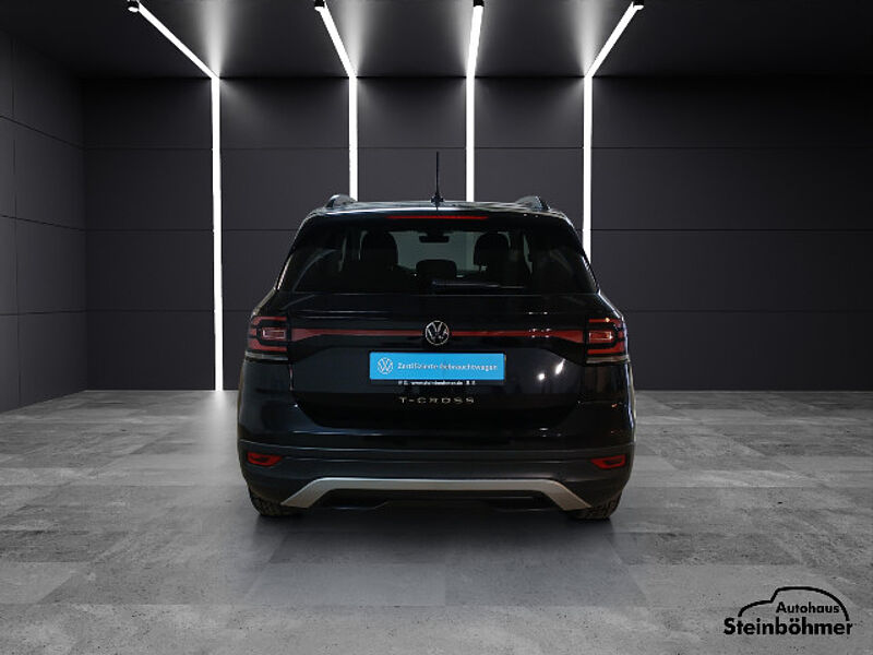 Volkswagen T-Cross MOVE 1.0TSI DSG AHK Navi IQDrivePaket