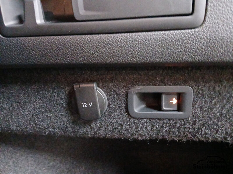 Volkswagen Passat Variant GTE AHK IQLight Standhzg.