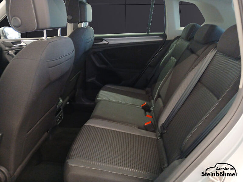 Volkswagen Tiguan Active 2.0TDI DSG LED-Matrix NAV AHK ACC