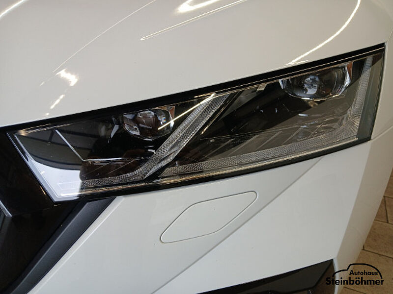 SKODA Octavia RS iV Combi 1.4TSI DSG LED NAV Pano
