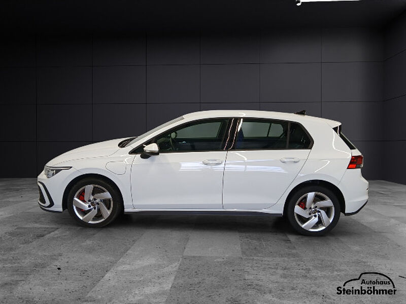 Volkswagen Golf GTE 1.4TSI DSG LED Plus NAV ACC SHZ AppCon