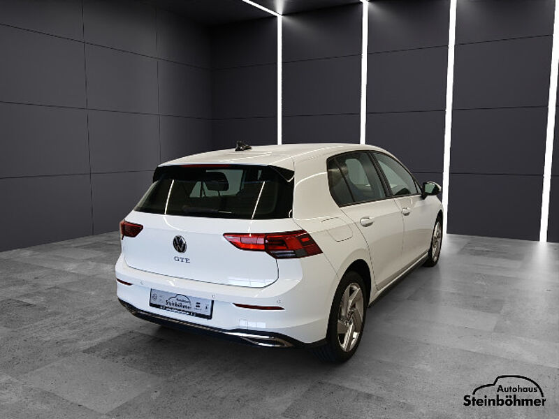 Volkswagen Golf GTE 1.4TSI DSG LED Plus NAV ACC SHZ AppCon