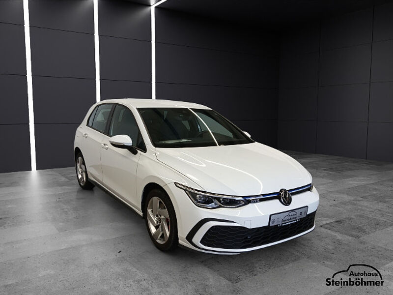 Volkswagen Golf GTE 1.4TSI DSG LED Plus NAV ACC SHZ AppCon