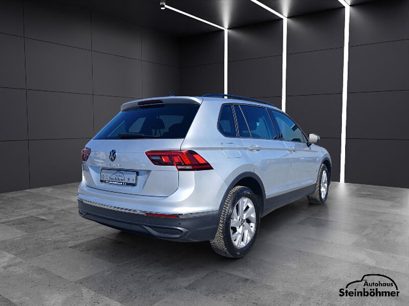 Volkswagen Tiguan Life 1.5TSI DSG LED NAV ACC SHZ AppCon