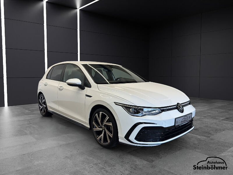 Volkswagen Golf R-Line 2.0TDI DSG IQ. Light NAV Pro AHK ACC