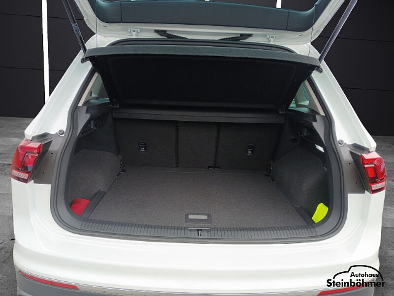 Volkswagen Tiguan MOVE 1.5TSI DSG Navi LED Stanndhzg.