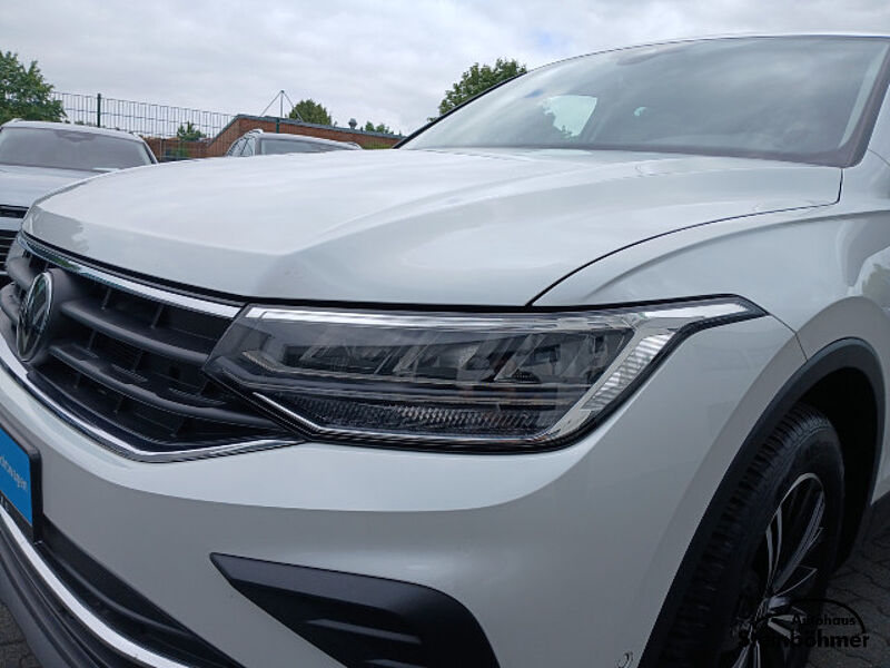 Volkswagen Tiguan MOVE 1.5TSI DSG Navi LED Stanndhzg.