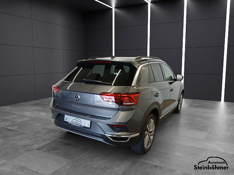 Volkswagen T-ROC Sport 1.5TSI DSG LED NAV AHK ACC SHZ