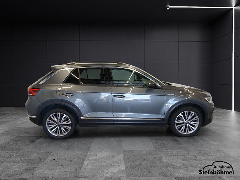 Volkswagen T-ROC Sport 1.5TSI DSG LED NAV AHK ACC SHZ