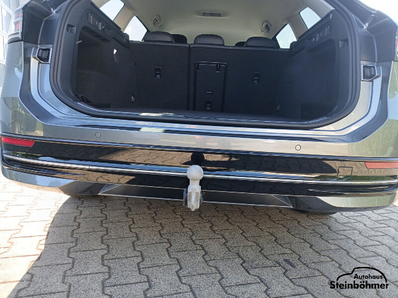 Volkswagen Passat Elegance 2.0TDI DSG IQ. Drive AHK Kamera
