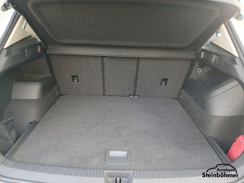 Volkswagen Tiguan Elegance 1.5eTSI DSG Navi LED AHK Kamera