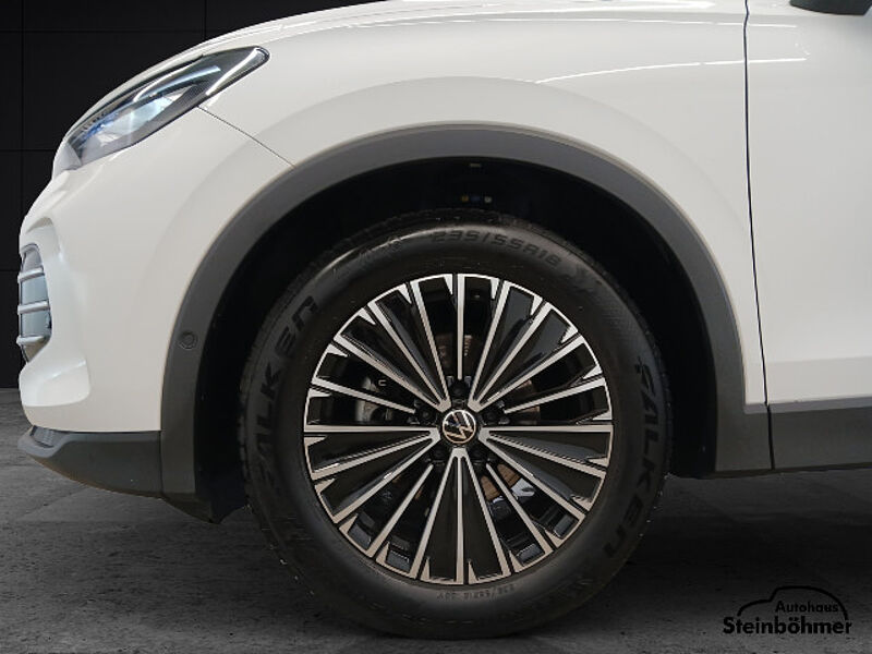 Volkswagen Tiguan Elegance 1.5eTSI DSG IQ. Light NAV AHK ACC