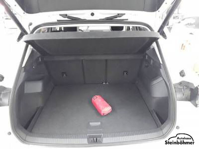 Volkswagen Tiguan Elegance 1.5eTSI Navi AHK IQLight Kamera