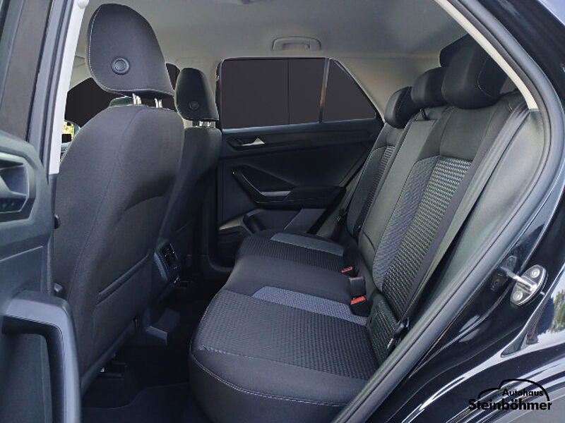 Volkswagen T-ROC Active 1.0 TSI LED NAVI ACC Kamera