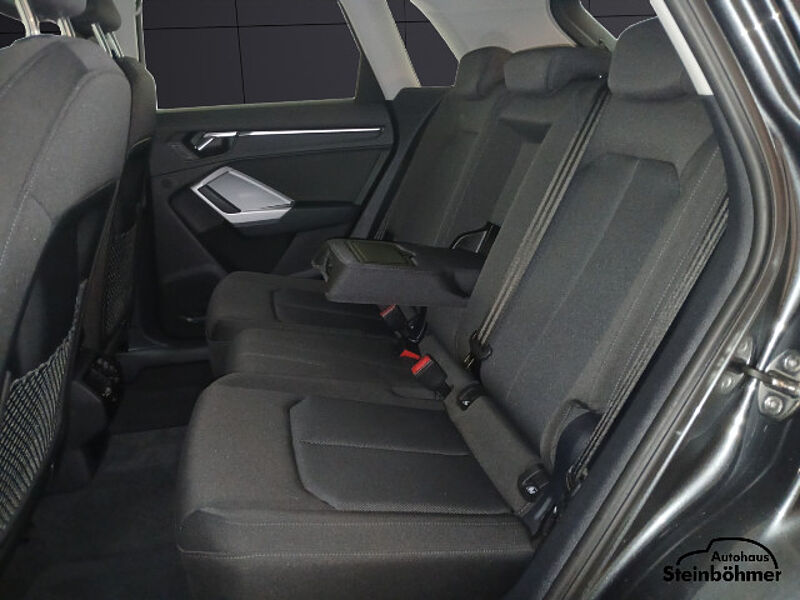 Audi Q3 40 2.0TFSI S-tronic quattro S line Navi LED