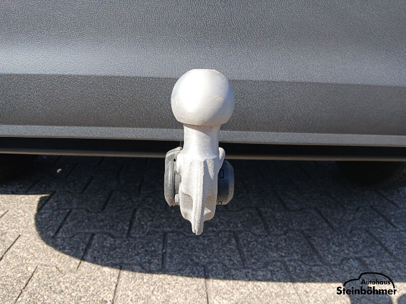 Volkswagen Tiguan Elegance 1.5eTSI DSG IQ. Light NAV AHK