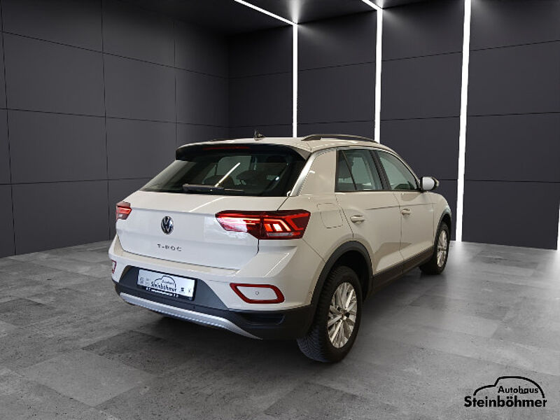 Volkswagen T-Roc Life 1.5 TSI NAVI LED SHZ AppCon