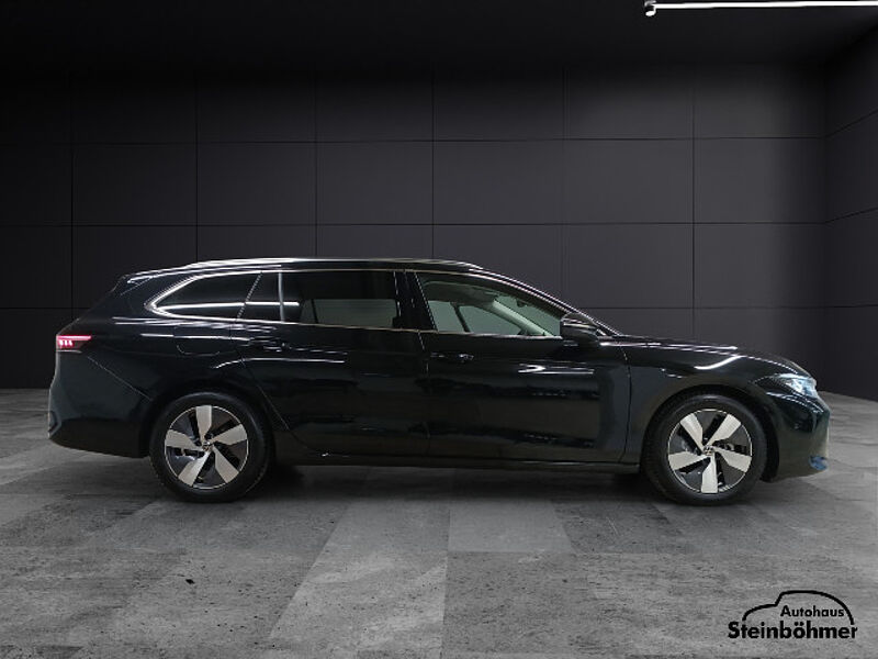 Volkswagen Passat Elegance 2.0TDI DSG Navi AHK IQ-LED