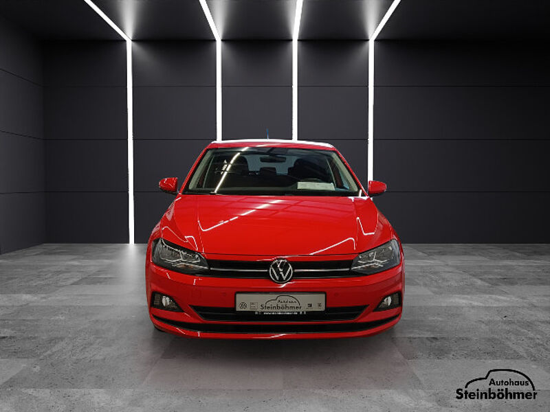 Volkswagen Polo Active 1.0MPI NAV RearView SHZ AppCon