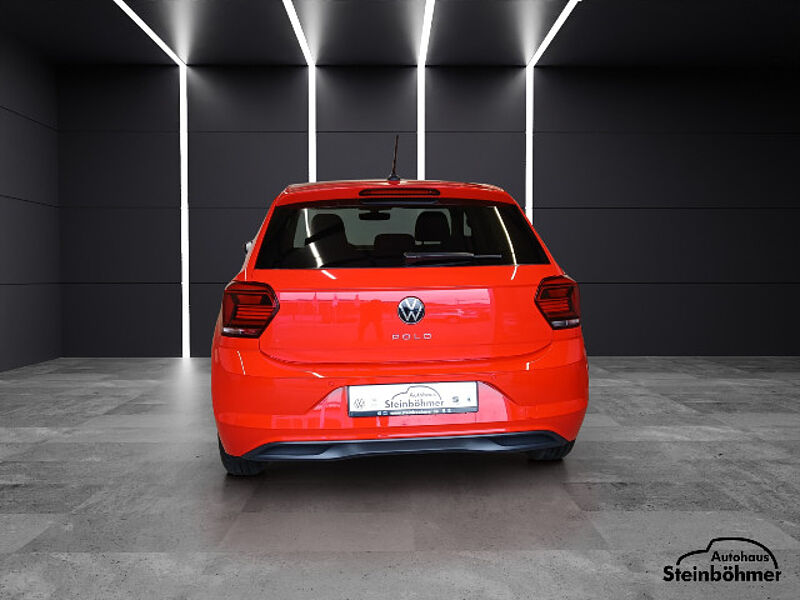 Volkswagen Polo Active 1.0MPI NAV RearView SHZ AppCon
