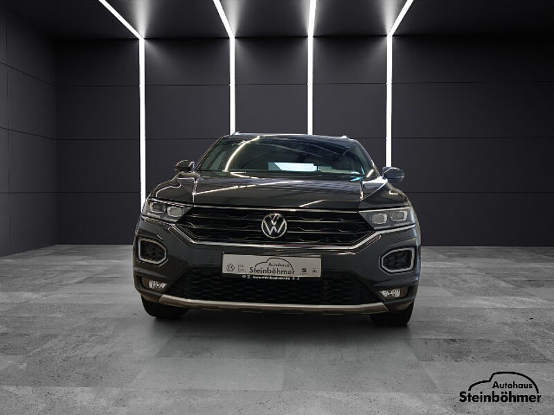 Volkswagen T-Roc Sport 1.5TSI LED AppCon ACC BlindSpot SHZ