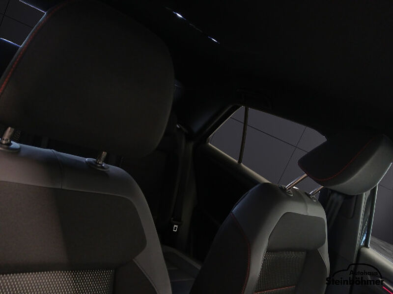 Volkswagen T-Roc Sport 1.5TSI LED AppCon ACC BlindSpot SHZ