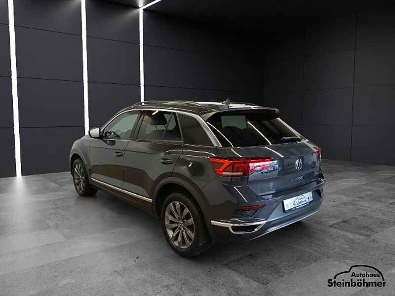Volkswagen T-Roc Sport 1.5TSI LED AppCon ACC BlindSpot SHZ