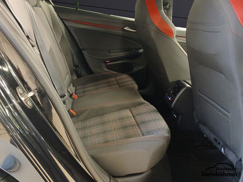 Volkswagen Golf GTI DSG Navi LED RearView Keyless ACC