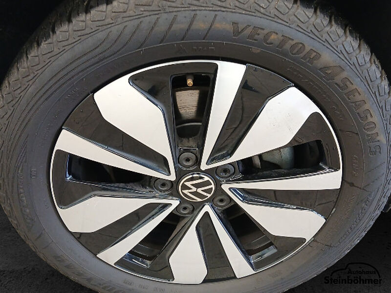 Volkswagen T-Roc GOAL 2.0TDI DSG LED Plus NAV AHK ACC