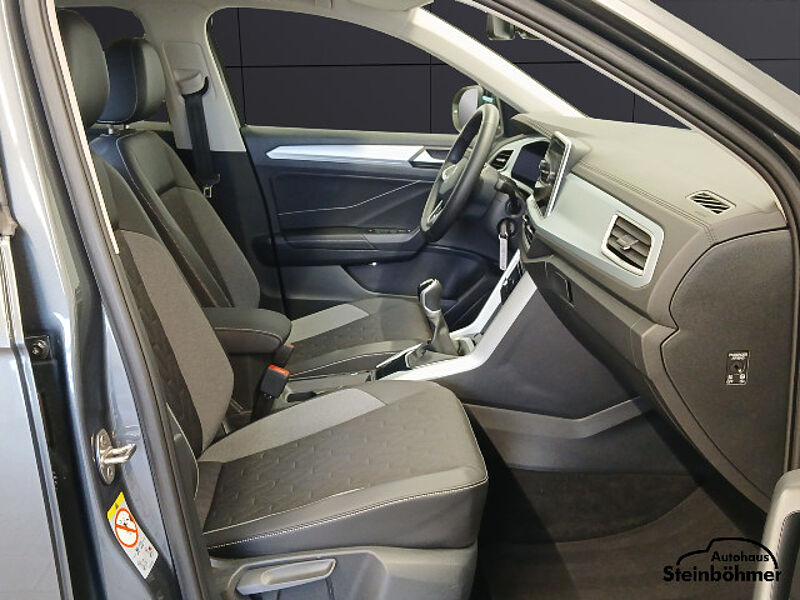 Volkswagen T-Roc GOAL 1.0TSI LED NAV SHZ ACC SideAssist