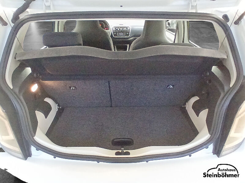 Volkswagen up! move up 1.0 Klima Sitzhzg. Rearview