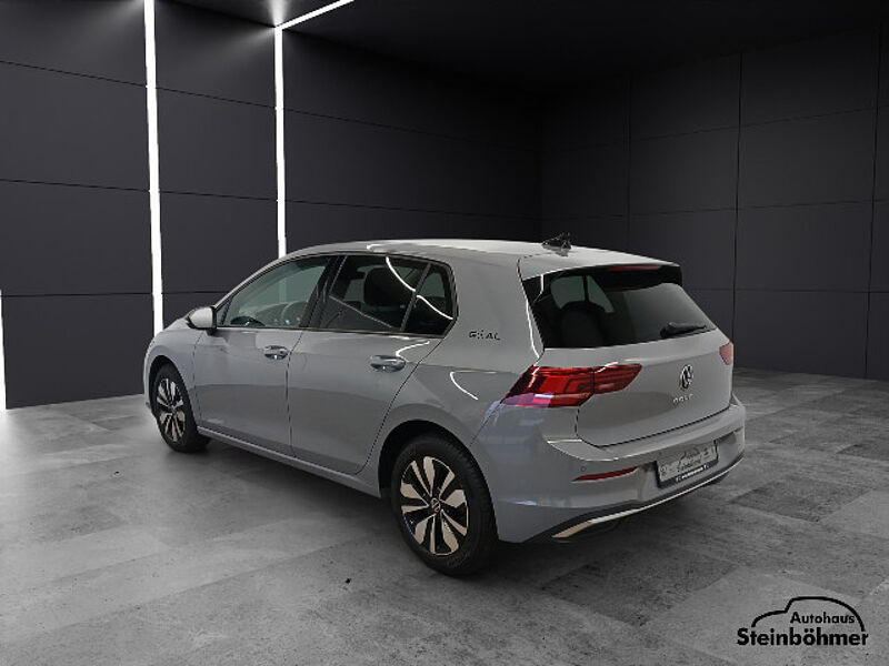 Volkswagen Golf GOAL 1.5TSI LED Plus NAV AHK SHZ SideAssist