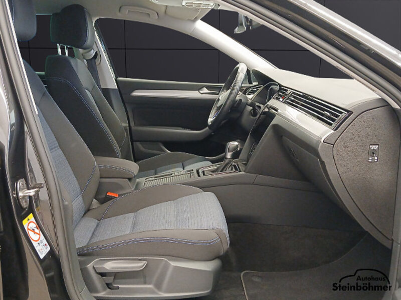 Volkswagen Passat Variant GTE 1.4TSI DSG LED NAV Pro AHK