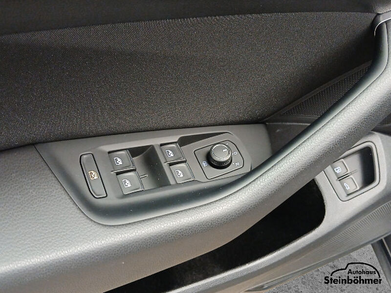 Volkswagen Passat Variant GTE 1.4TSI DSG LED NAV Pro AHK