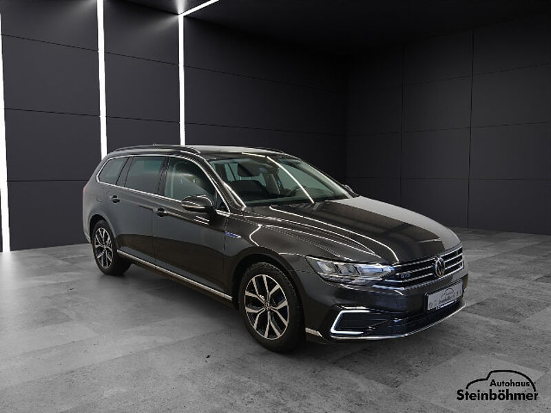 Volkswagen Passat Variant GTE 1.4TSI DSG LED NAV Pro AHK