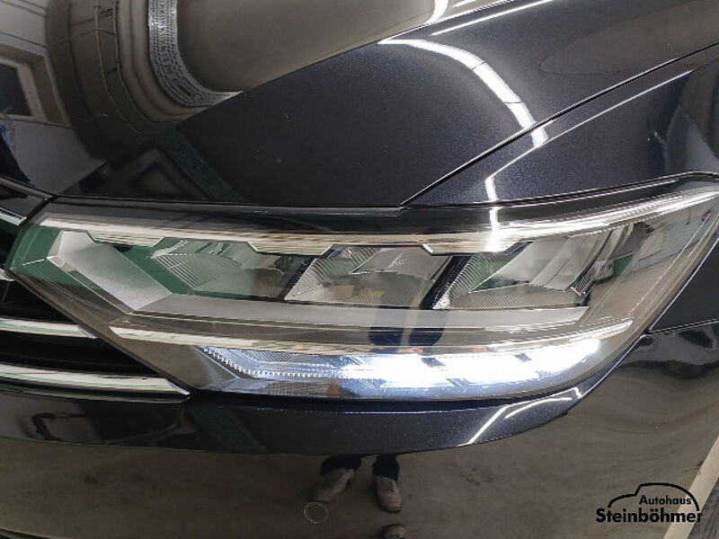 Volkswagen Passat Variant Business 1.5TSI Navi LED AHK