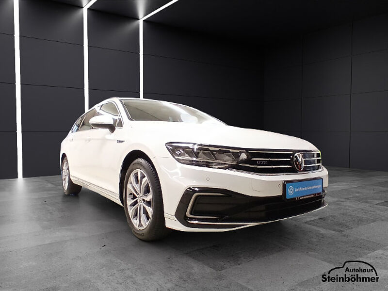 Volkswagen Passat Variant GTE Standhzg AHK LED RearView
