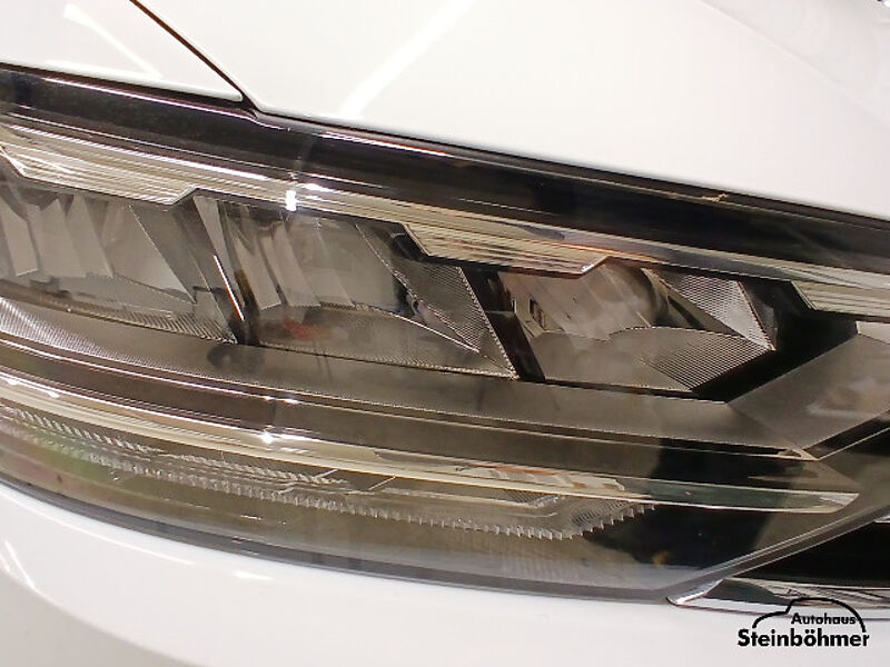 Volkswagen Passat Variant GTE Standhzg AHK LED RearView