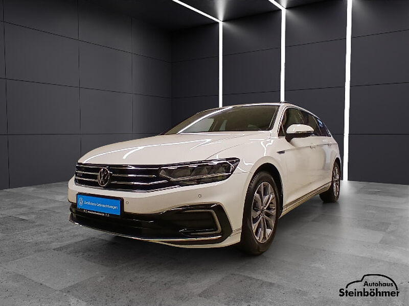 Volkswagen Passat Variant GTE Standhzg AHK LED RearView
