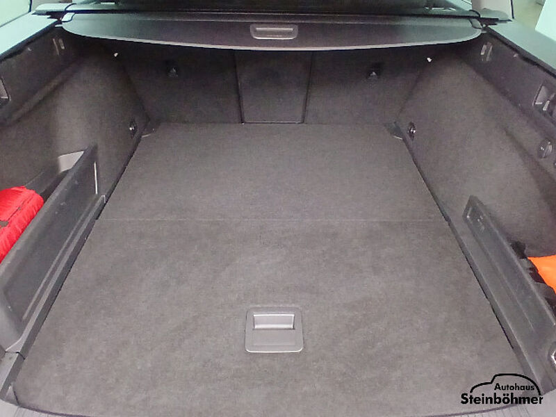 Volkswagen Passat Variant GTE Standhzg AHK LED RearView