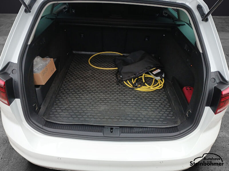 Volkswagen Passat Variant GTE Navi LED AHK Standhzg