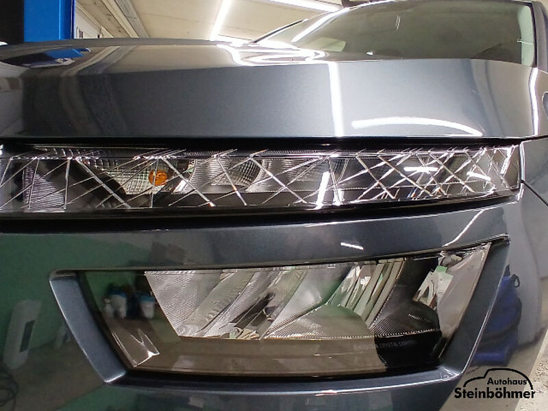 SKODA Kamiq Active 1.0TSI LED AHK SHZ Bluetooth