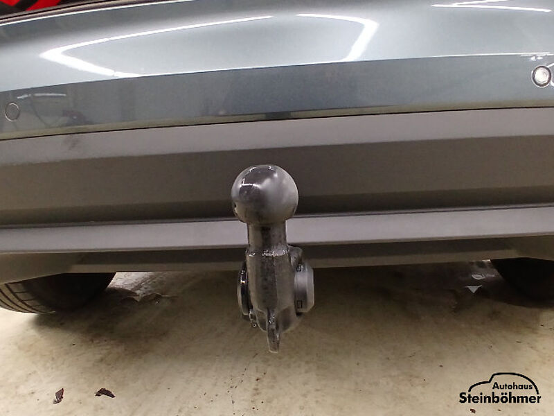 SKODA Kamiq Active 1.0TSI LED AHK SHZ Bluetooth