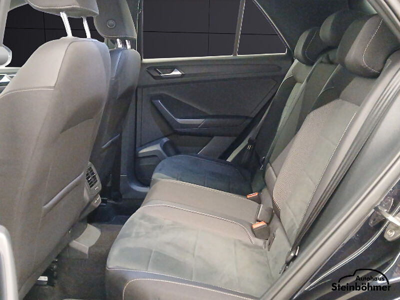 Volkswagen T-Roc R-Line 1.5TSI DSG LEDPlus NAV AHK RearView