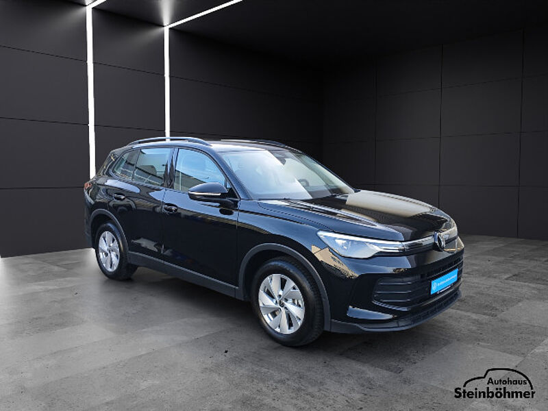 Volkswagen Tiguan 2.0TDI Navi LED AHK RearView Sitzhzg.